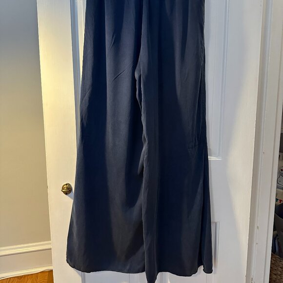 Lunya Washable Silk High Rise Pajama Set (Navy) (Small) - Picture 5 of 8